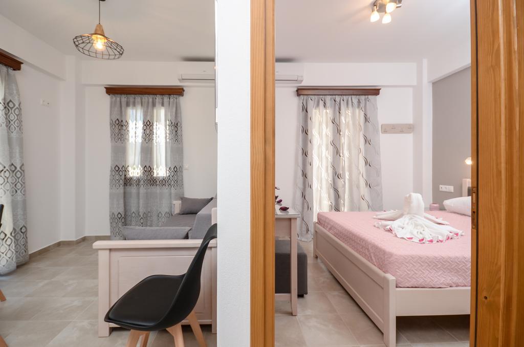 Margaritis Apartments 2 Agia Anna  Buitenkant foto